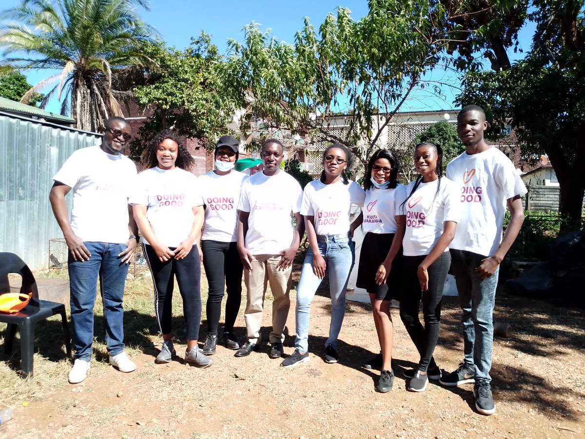 day_deeds's tweet photo. National Clean up Day Gweru 

@oswaldchishanga 
@SaveOurEnviron3 
@EdwinMoyo6 https://t.co/OLbwhKzLgg