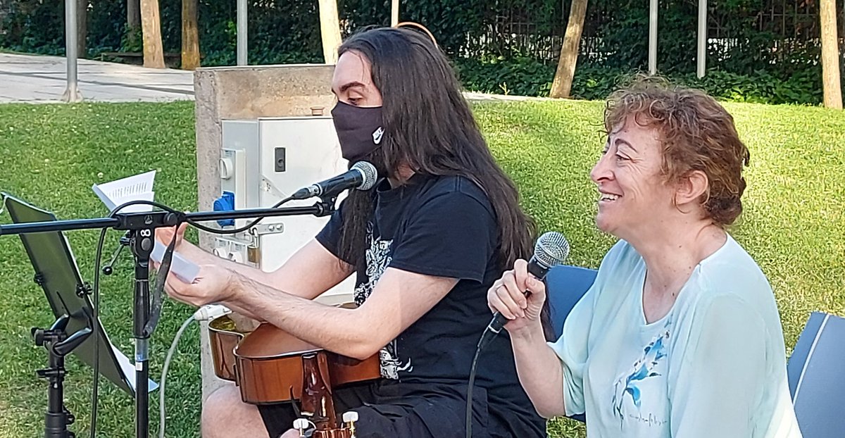 leganemos's tweet photo. Reivindicamos hoy, con más fuerza que nunca, la libertad recordando los versos de Labordeta

"Habrá un día en que todos al levantar la vista que ponga Libertad" https://t.co/65EXtq6Z4C