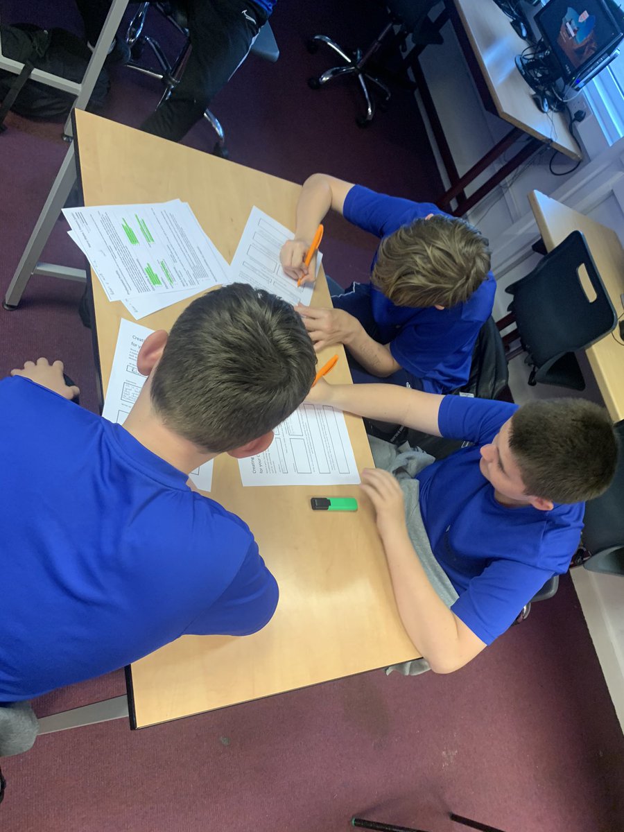 ‼️The Hundred‼️

Workshop 5 of The Hundred was another fantastic event this evening. Tonight the boys developed their CV writing skills as they looked at future careers led by the wonderful Mrs Manley! 

(1/3) 

<a href="/OnslowStAudreys/">Onslow St. Audrey's</a> <a href="/Onslows_Careers/">Onslow Careers</a>