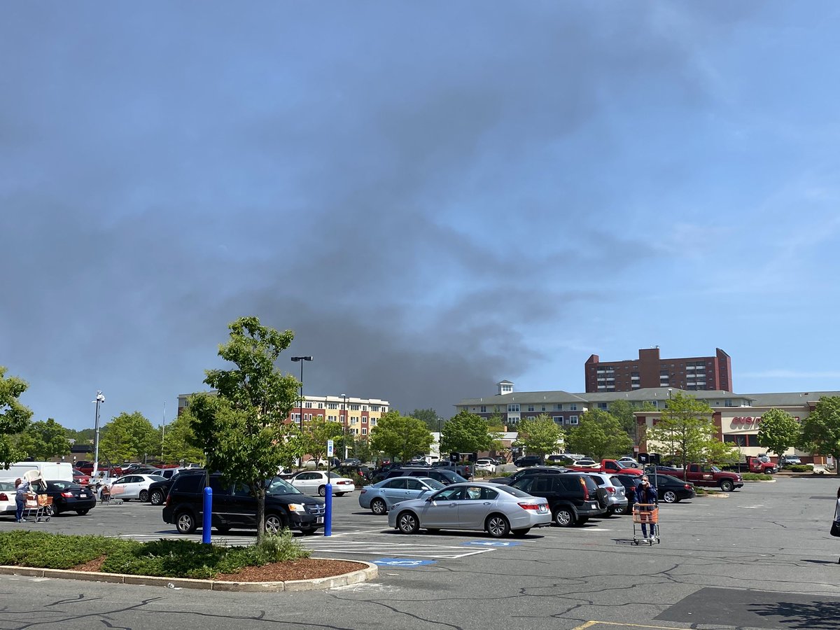 Brad Tatum on Twitter "Big fire in Revere on Endicott Ave. Vid from