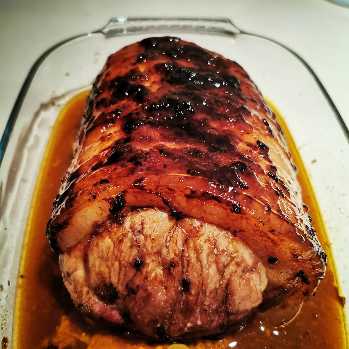 romain_leboeuf's tweet photo. Le #gras c'est la #vie 😍
Filet de #porc #Cul #Noir du #Limousin comme j'#aime 👌
#RomainLBF #FiletDePorc #CulNoirDuLimousin #LeGrasCestLaVie #ToutEstBonDansLeCochon #ArtisanBoucher #JaimeMonMétier #Plaisir #Partage #Passion #Convivialité #BienManger #MangerSain #MangerFrancais https://t.co/1tiwh9fjWB