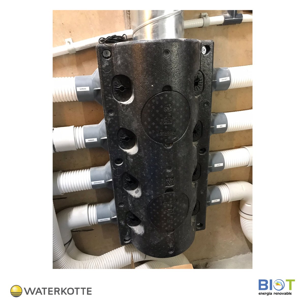 🏠👉AEROTERMIA WATERKOTTE ECOTOUCH Ai1 Air Split 5008.5 a una vivenda unifamiliar de Sant Julià de Ramis, Girona.
🔽