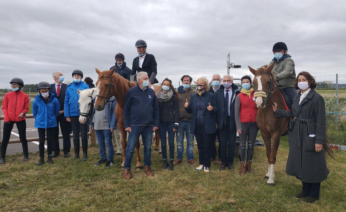 s_cluzel's tweet photo. #JouonsEnsemble pour s'amuser et aussi pour se surpasser et s'épanouir !
🏇Échanges avec le comité départemental @FFEquitation @MancheCD50 qui oeuvre pour un accès à l'equitation pour tous grâce à des dispositifs adaptés aux personnes en situation de #handicap comme #equilève ⤵️ https://t.co/HTlJcCfuHN