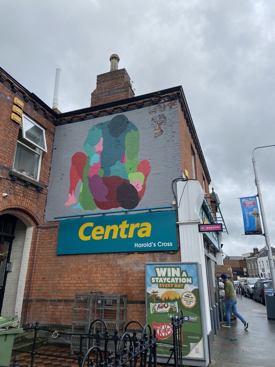 adambyrne_'s tweet photo. u: gay spar 
me: homoerotic centra https://t.co/HrRwMDlz94
