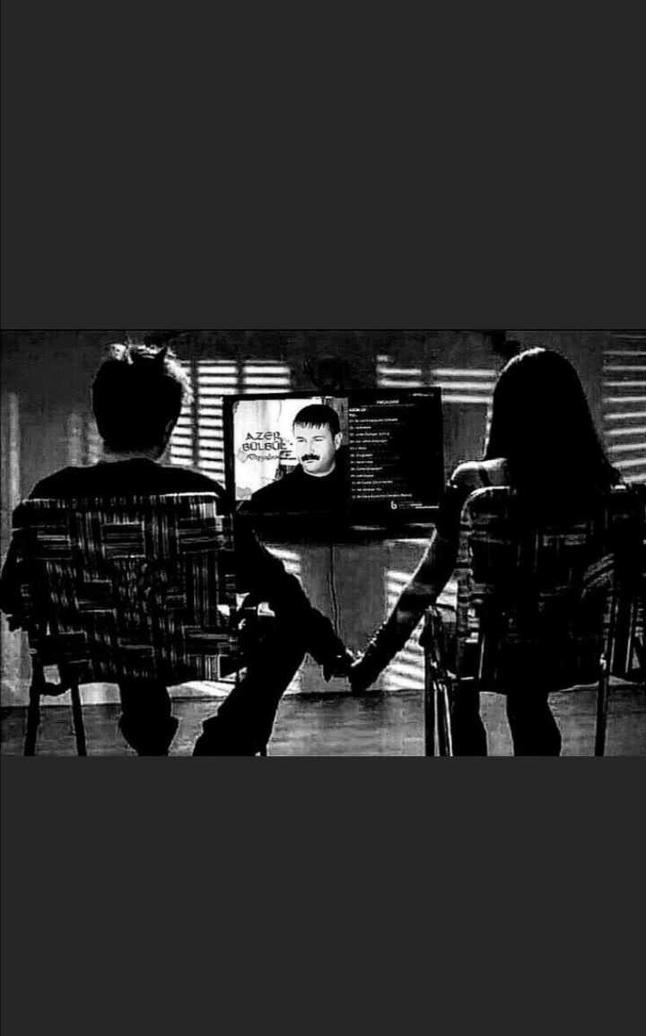 Seninle şöyle 🖤