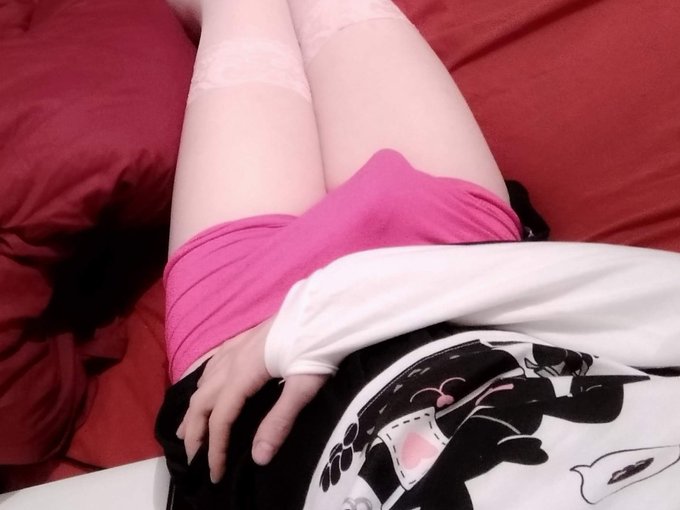 Basically, I'm horny... https://t.co/iVE7YWKFsb<a href="/tag/xhamster"class="tags"><span>#xhamster</span></a>