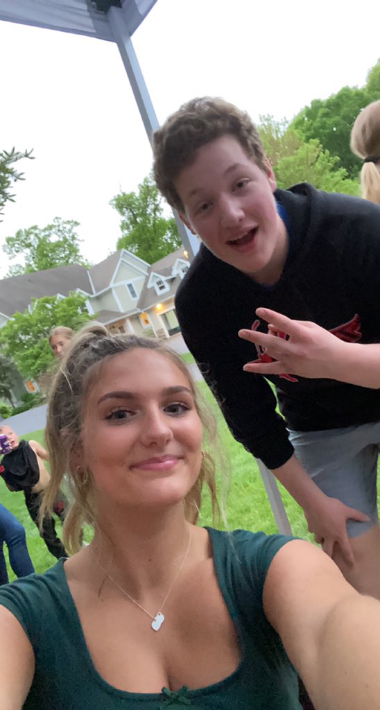 Thooter Shooters tweet media