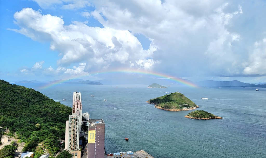 Good #MorningBeautiful from #HongKong! A morning storm led to this beautiful #rainbow to start the day! 🌈