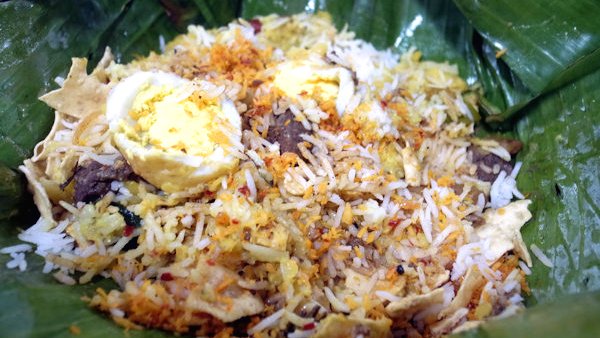 こうめ ブログを更新しました 今回は フロリダ亭 東池袋でバナナリーフカレー ブログはこちら T Co Utwrgmx7tl スリランカ料理のお店だけど 世界各国の色々な料理も楽しめる また ブログランキング ポチっと押して頂けるお嬉しいでつ