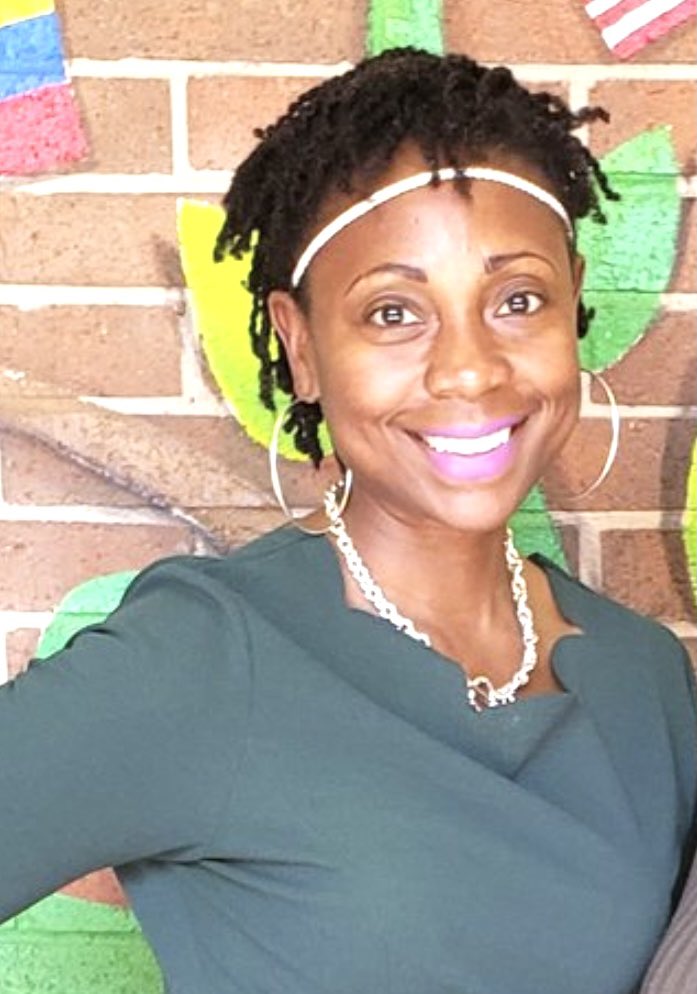 BurrusES's tweet photo. Letโs Welcome our new Principal Mrs. N. Willimas @NSWilliams4 she a alumni of โTheโ James D. Burrus Elementary. Welcome to โThe HIVEโ ๐๐๐๐ #BurrusBees #TheHIVE #BurrusPrideIsHardToHide #WeAreBurrus #NorthLightsTheWay ๐ก๐ฃ @mzkatdan @HISDSupe https://t.co/lUIDMvHNGH