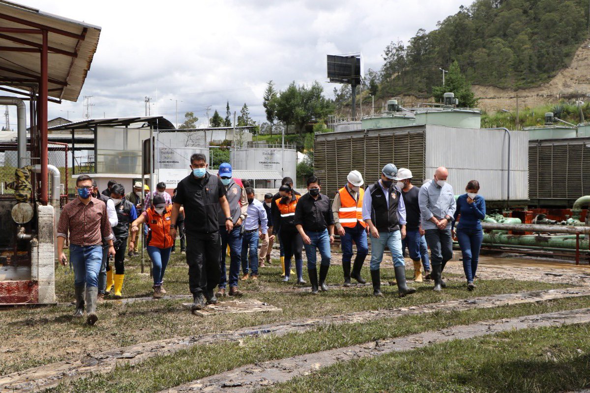 Esta mañana acompañamos al Vicepresidente electo, <a href="/ABorreroVega/">Alfredo Borrero Vega</a>, junto con <a href="/Riesgos_Ec/">Riesgos Ecuador</a>, <a href="/Subz6M/">SubZ6_MTOP</a> y <a href="/MinGobiernoEc/">Ministerio de Gobierno Ecuador</a>; durante el recorrido visitamos varias zonas afectadas por el temporal invernal.

¡Unir esfuerzos por las personas que más lo necesitan es indispensable!
<a href="/goberazuay/">Gobernación del Azuay</a>