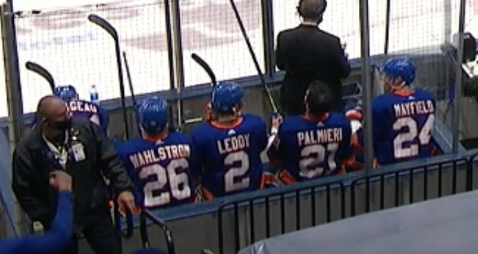 DimFilipovic's tweet photo. they just straight up put everyone that was on the ice into the box https://t.co/XIqF58RrXn