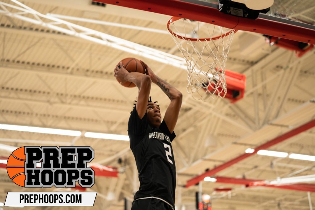 PrepHoops_WI's tweet photo. 10 Stock Boosters from Midwest Showdown 

@drewedmond35

https://t.co/LVgtnPSlfO https://t.co/wbBqJpyxNs