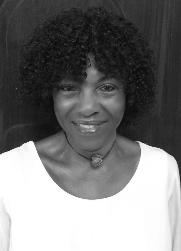 Congrats: Margaret Busby wins London Book Fair Lifetime Achievement Award _ @ZadieSmith and @BernardineEvari will present the award. More info and to read our interview with Busby click here:
bit.ly/3wnBX1K @LondonBookFair  #MargaretBusby @MyriadEditions #books #female