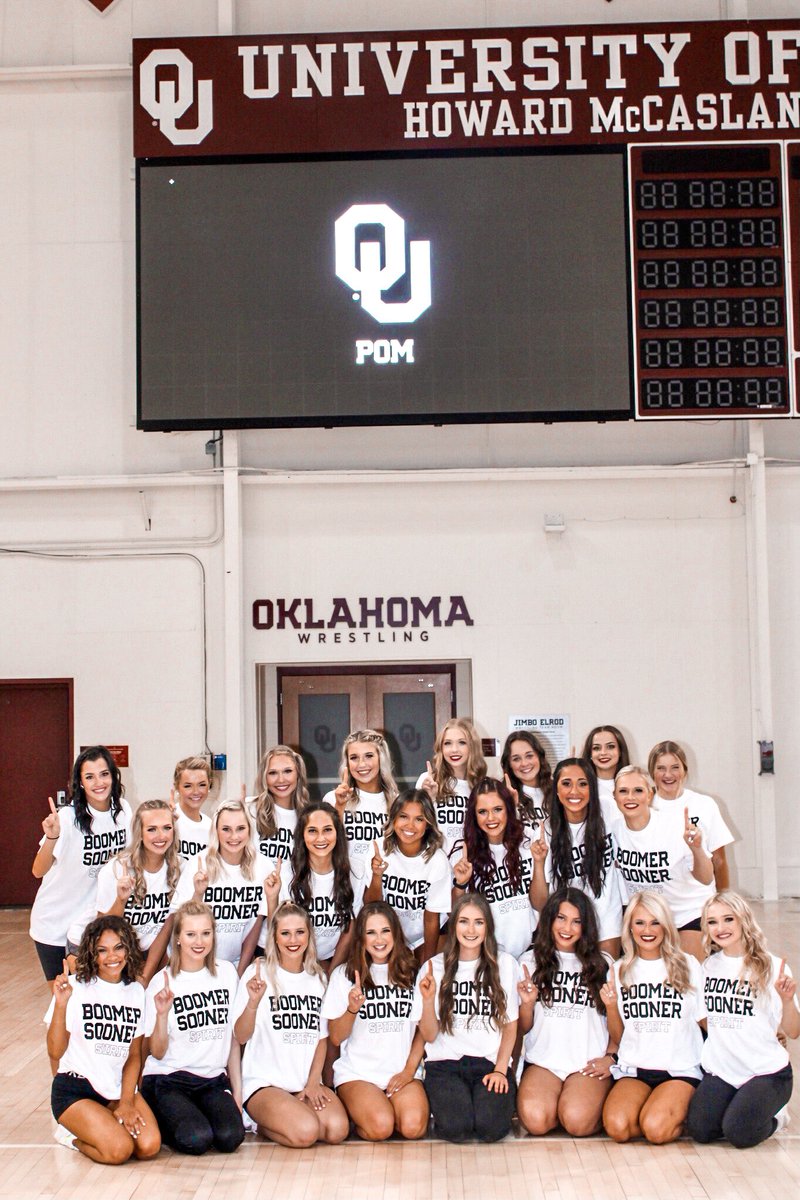 OUpom's tweet image. So excited to welcome our new and returning members to the 2021-2022 OU Pom team! Ready for this season and all the memories to come!