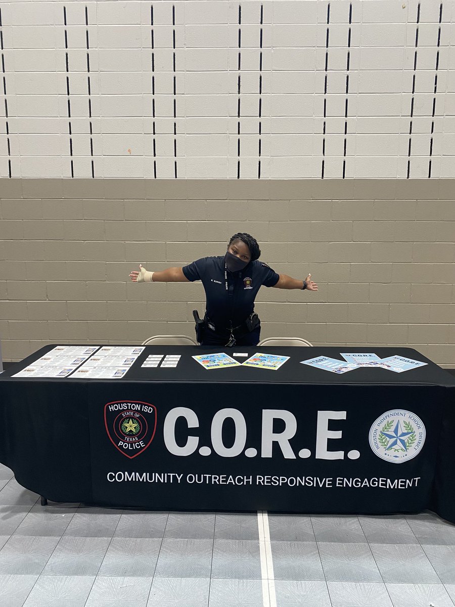 We brought the crew with us to Height High School resource fair.@HISDPDChief <a href="/HsHeight/">Houston Heights HS Boys Basketball</a> <a href="/Hogg_Razorbacks/">James Hogg MS</a>