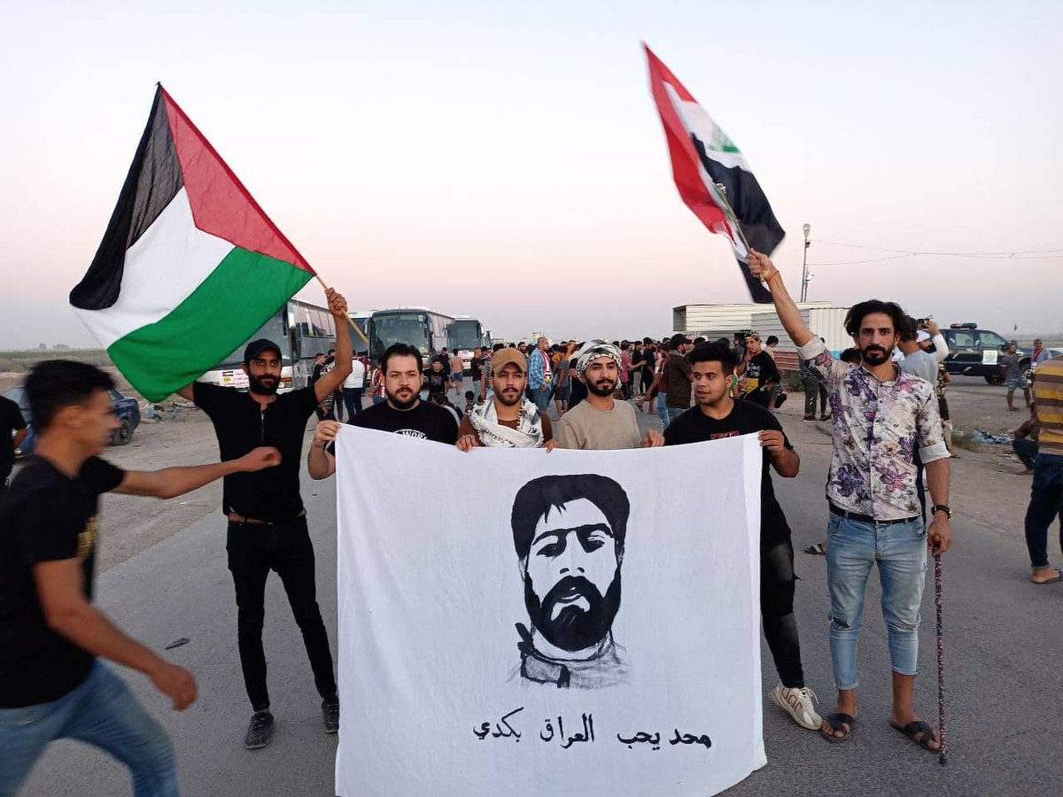 ZahraSociology's tweet photo. From #Iraq to #Palestine: members of the #Iraq_protest movement (#ثورة_تشرين) organized a bus trip today heading towards Jordan aiming to cross to Palestine to support the Palestinian struggle for freedom and justice.
Check @WorkersIraq for updates https://t.co/bAWF1Mjbjp