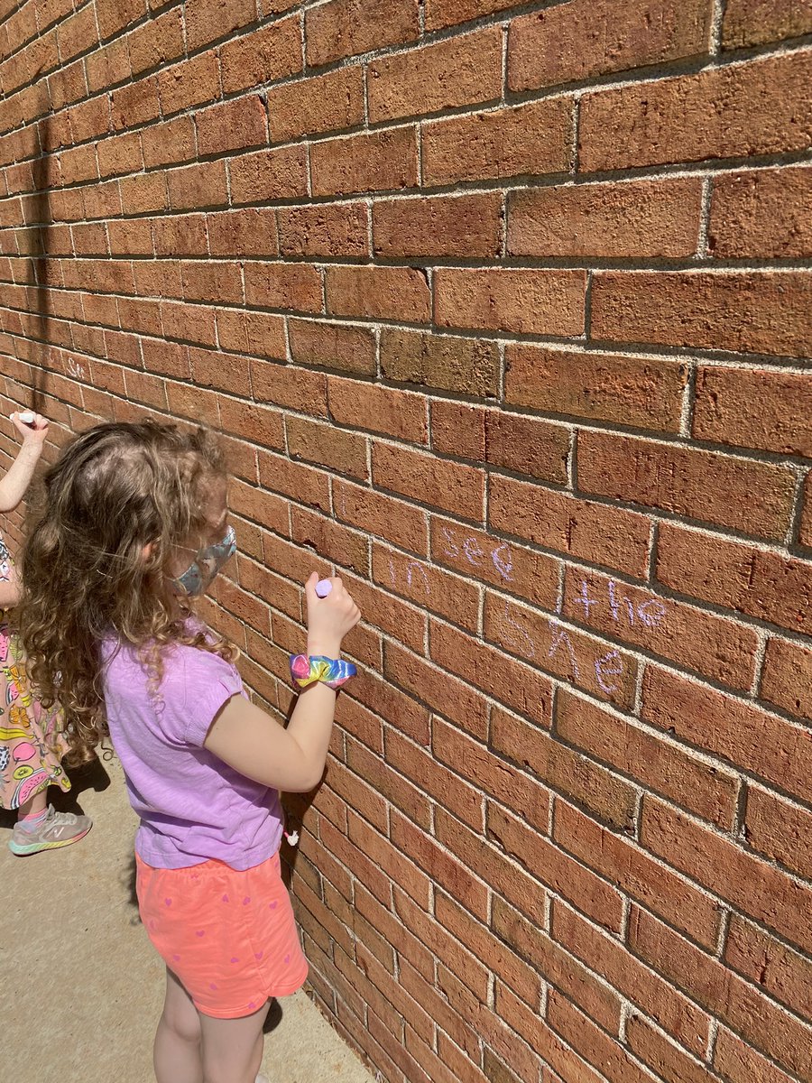 Kelli Johnson tweet media