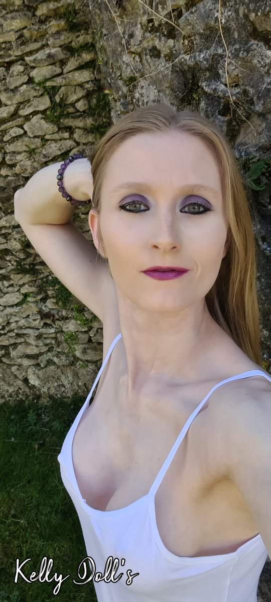 Dolls_Kelly's tweet photo. Coucou à toutes et à tous 🙌
Retrouvez moi sur https://t.co/NJtHXEdaBi  vous ne le regretterez pas😘
#selfie🤳 #photography 📸 #FilmeStreaming 🎥
#onlyfans https://t.co/FSGJTwzAuC