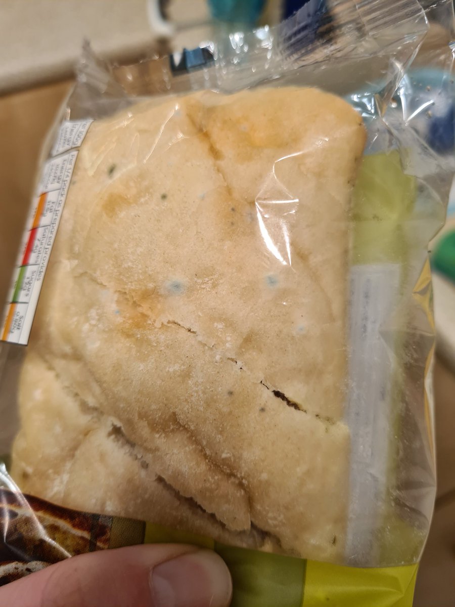 MottGotTwit's tweet photo. Hi @waitrose, I bought this garlic ciabatta and went to use it last night only to find it was mouldy before the expiry date (tomorrow). 

Obviously I wasn't happy but was working today so couldn't make the 15 minute walk to take it back. What should I do? https://t.co/6SsK9Ae2cM