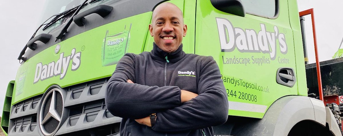 AdamDandy's tweet photo. FREE COMPOST & SOIL - Just follow and retweet - 25 followers will win a free 25kg bag of Dandys VegeGrow Soil & Compost, to grow your own vegetables in 🙌🏻🥕 all winners announced next week. #FREEcompost #garden #gardening #competition #soil #compost #freebies #growyourown https://t.co/dmg4IDoQ1V