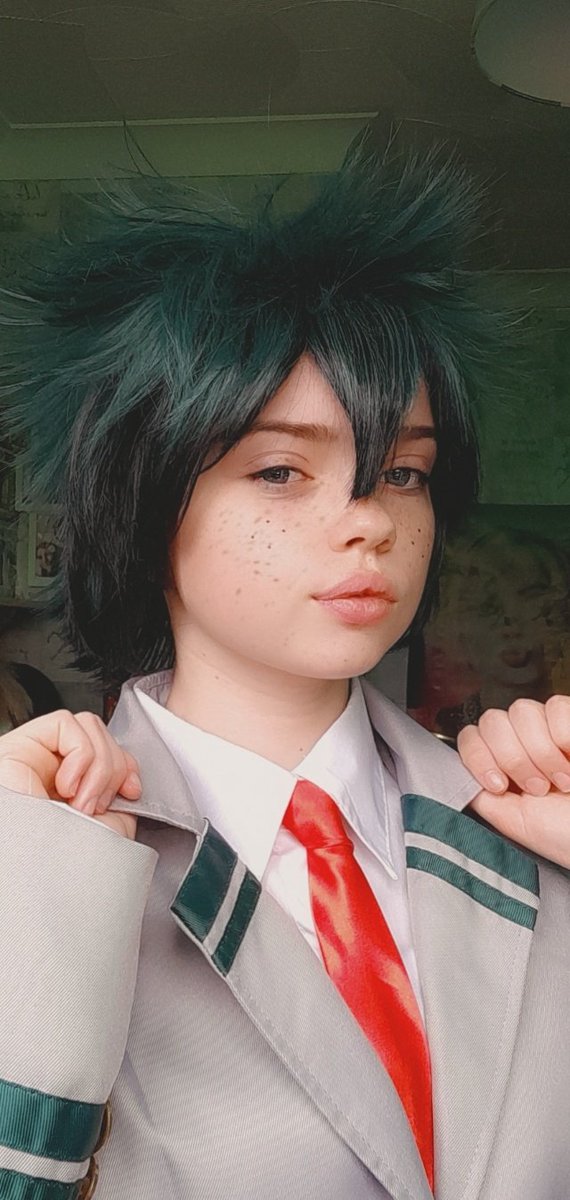 LilCosplayer's tweet photo. Here is some of my deku cosplay #izukumirodiya #deku #dekucosplay #myheroacademia #myheroacademiacosplay #mha #cosplay https://t.co/p7Qli6BJRT