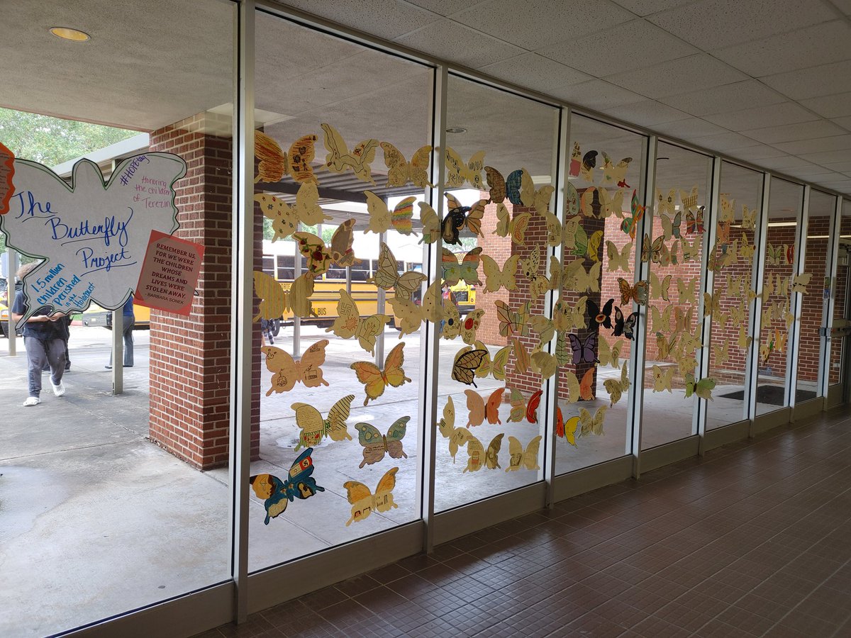 SwainTrain10's tweet photo. The Butterfly Project #HOPEtag #lovemyjob #KeepLaPorteStrong #LPJALLIN https://t.co/sDa9G4Cp0I