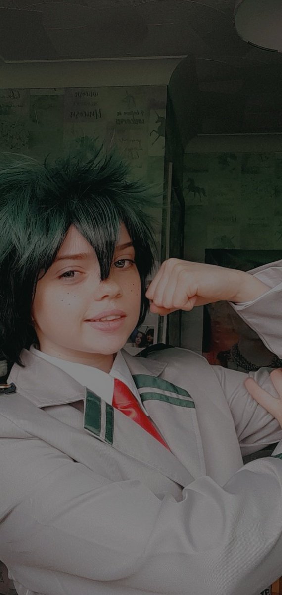 LilCosplayer's tweet photo. Here is some of my deku cosplay #izukumirodiya #deku #dekucosplay #myheroacademia #myheroacademiacosplay #mha #cosplay https://t.co/p7Qli6BJRT