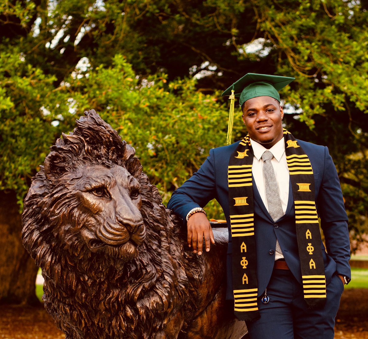 KappaNuAlphas75's tweet photo. Congratulations to Bro. Bomani Brown on graduating from @oursoutheastern!
โ
A Fall 2017 initiate, Bro. Brown obtained his Bachelor of Arts in Business Administration.
โ
Congratulations again, Bro. Brown! ๐ค๐พ
#OnwardandUpward #Limitlessness
#Butmostofallwegraduate https://t.co/nuPAwuZaqT