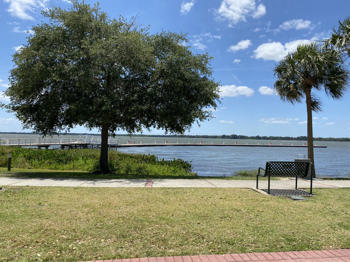 In 2017 Hurricane Irma destroyed the Tavares Marina. Now a rebuild is nearly complete- featuring an 80 slip marina, fuel dock, seaplane ramp and transient dock for day use. The hope is to attract boaters &amp; seaplanes to boost local business. <a href="/MyNews13/">Spectrum News 13</a> #News13Lake 🚤⚓️⛽️