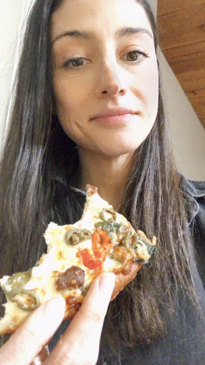 As part of Trades Week <a href="/WeBuildADream/">Build A Dream</a> arranged for 2500 pizzas to be delivered across Ontario for the largest virtual Pizza Party! What does pizza have to do with skilled trades? Join us &amp; find out!
@Dominos #EatDominosExploreTrades!

#DreamBig #TradesWeek