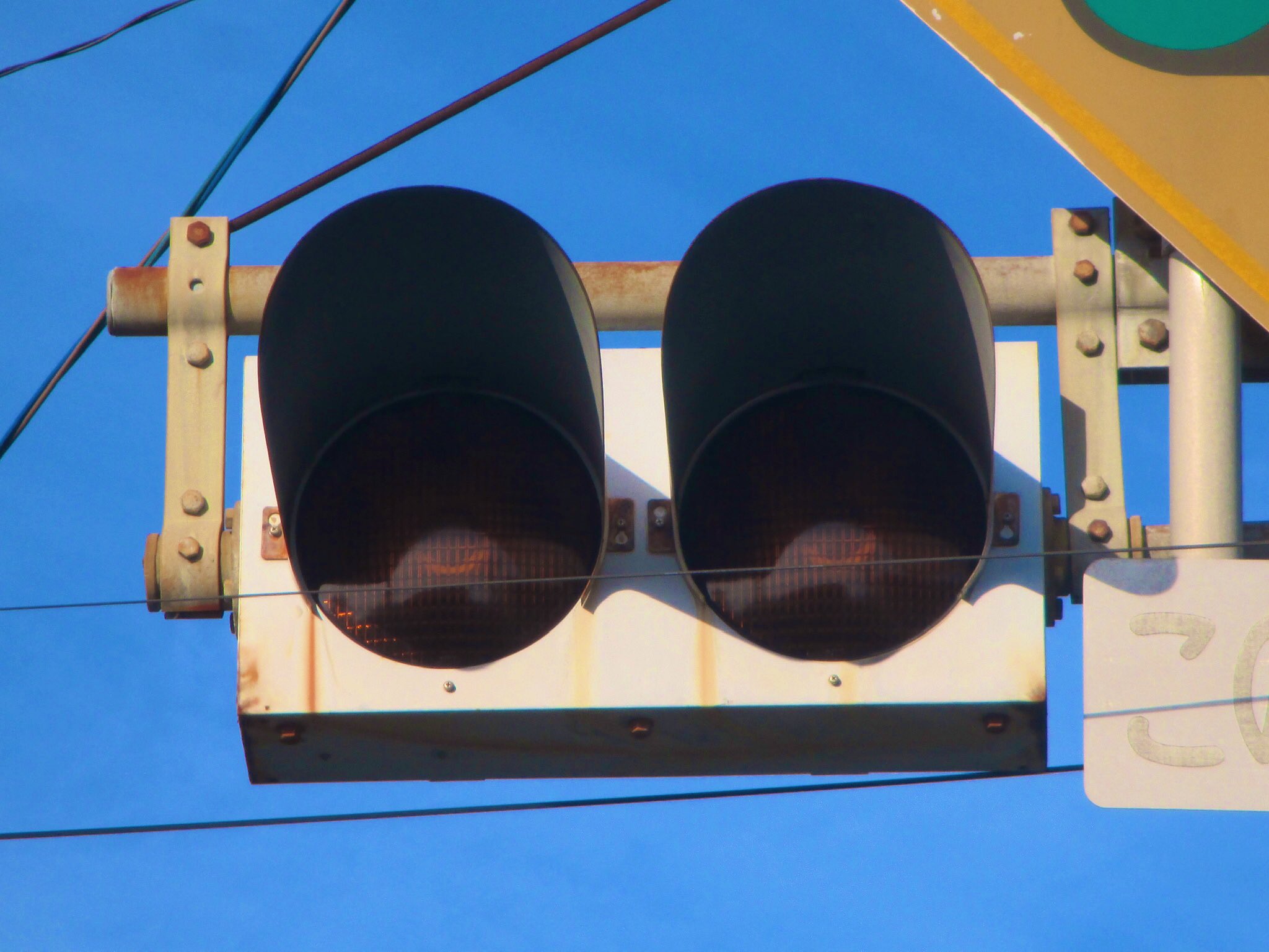 信号機 本物 八王子市の角型灯器 – Signal-Lift - ホビーラジコン