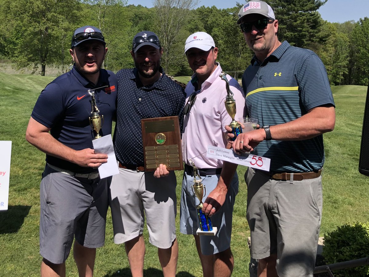 ClockerClub's tweet photo. Great day for our annual golf outing! Thank you to all of our sponsors and players! #clockernation @ClockerAD https://t.co/BqAZdn2Iaw