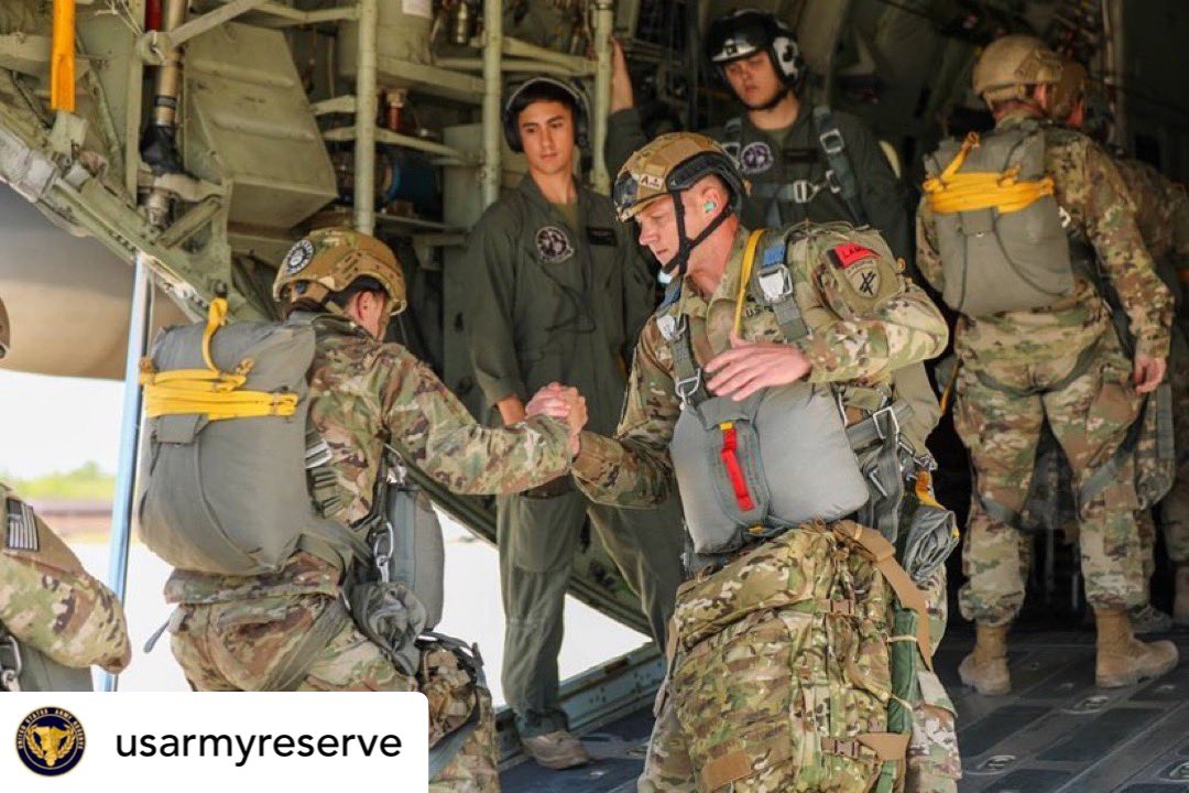 goarmy956's tweet image. usarmyreserve Alone we can do so little, together we can do so much ✈️ 💪 
All the way!! 💯 #Army

Looking for a part time job? Free College? Learn how the Army Reserves can help you. Don’t hesitate DM me or call me at 9562364389.