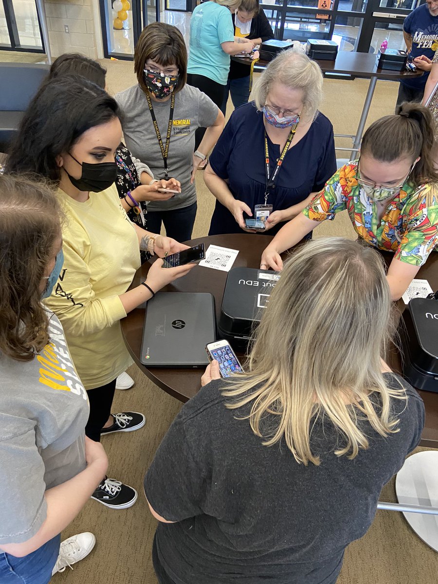 warrior4library's tweet photo. Had the most fun making a team building teacher breakout with @themrmcewin and @BStephens_Sci @2018Memorial https://t.co/z4ZtJxpqoM