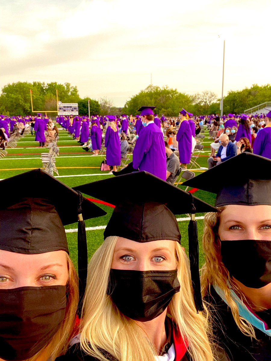 Ann Syversen Bullis (@annsyverbullis) on Twitter photo Beautiful night for a graduation. You’ll be missed #Classof2021 Beautiful night for a graduation. You’ll be missed #Classof2021