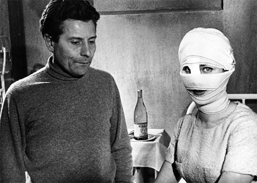 DoyleofDarkness's tweet image. Behind the scenes photos of director Georges Franju (with actors Édith Scob and Alida Vallil, and members of his crew) on the set of EYES WITHOUT A FACE (1959).

#EyesWithoutaFace #Horror #HorrorFilms #Movies #FrenchHorror #GeorgesFranju #ÉdithScob #AlidaVallil #BehindtheScenes