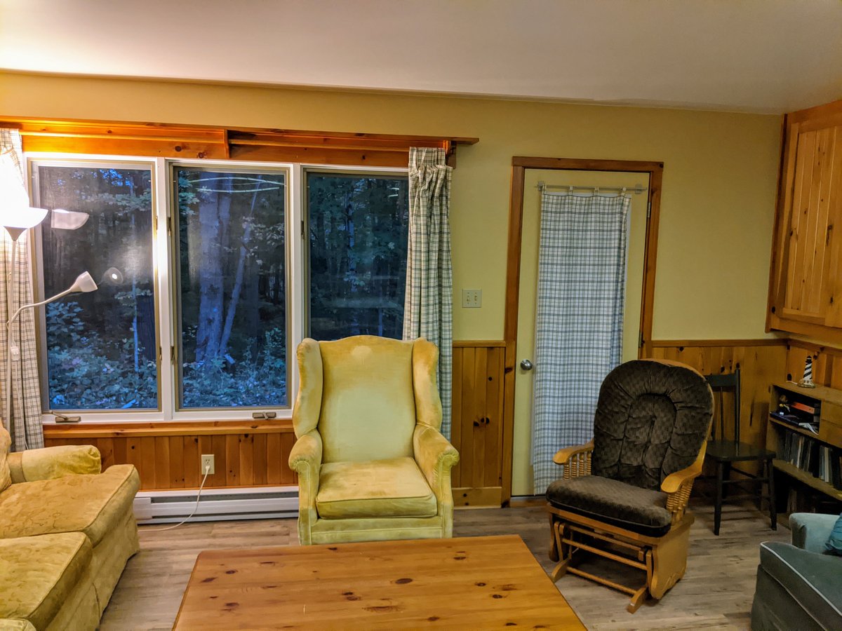 Lando is back and he is NOT loving the heat up in Muskoka! This week, he's headed to a cool dark place to get some  rest after the scorching hot weather! Head over to the Beacon website and tell us where he is!

beaconbiblecamp.com/lost-and-found…

#BeaconBibleCamp #LostAndFoundLando