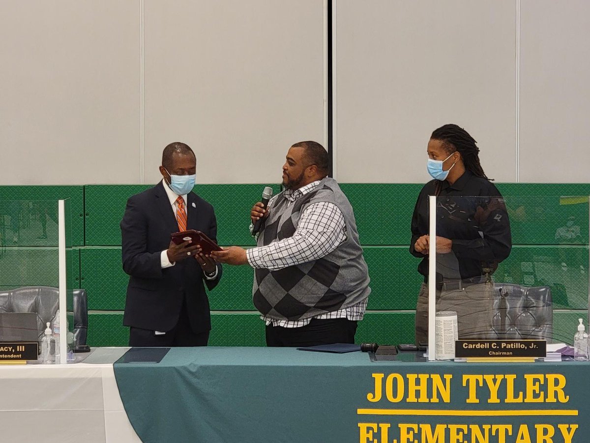 Portsmouth Schools (@portsvaschools) on Twitter photo Congratulations to PPS Superintendent Dr. Elie Bracy, III for being named a 2021 Virginia Superintendent of the Year by the Virginia Association of School Superintendents! #PPSShines #StateSupeOfTheYear <a href="/ebracyPPS/">Dr. Elie Bracy III</a> Congratulations to PPS Superintendent Dr. Elie Bracy, III for being named a 2021 Virginia Superintendent of the Year by the Virginia Association of School Superintendents! #PPSShines #StateSupeOfTheYear <a href="/ebracyPPS/">Dr. Elie Bracy III</a>