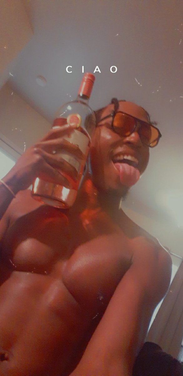 EtherealKingCo's tweet photo. I be minding my fucking business, even when hoes are minding me. https://t.co/di5Pqjjgpb