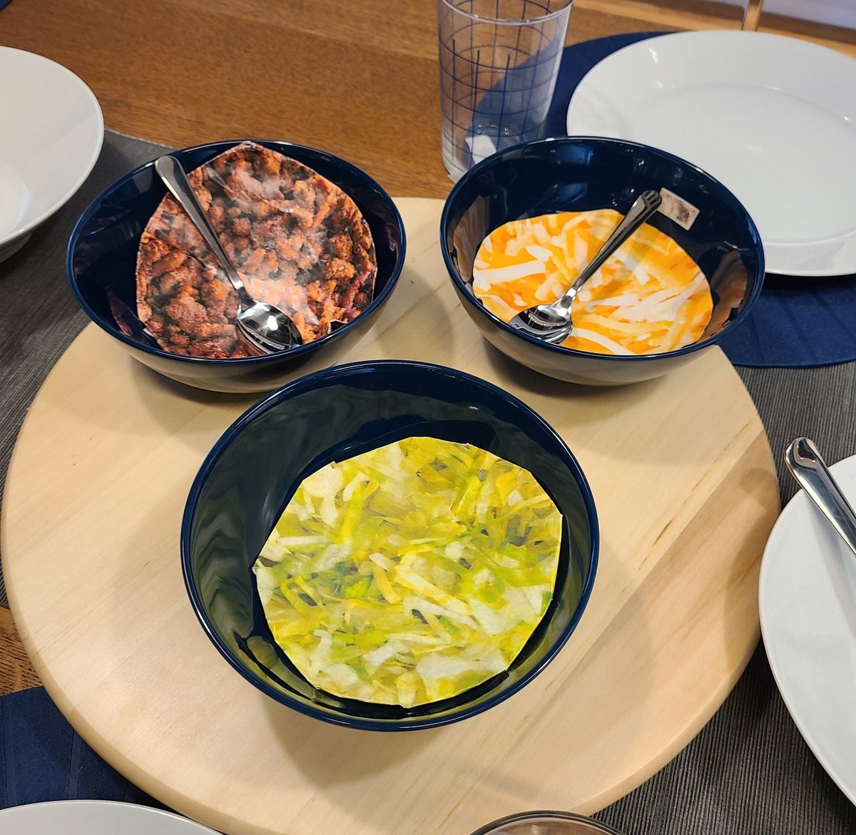 LowPolly's tweet image. Low poly IKEA food from Real Life (1943)