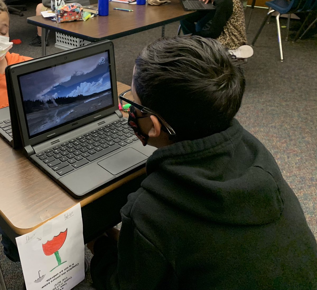 Do you know the difference between a canyon and a geyser? My kids do! Just one of the many discoveries they made today as they began their virtual field trip to Yellowstone National Park! Next best thing to being there! 🦬🏕🏜