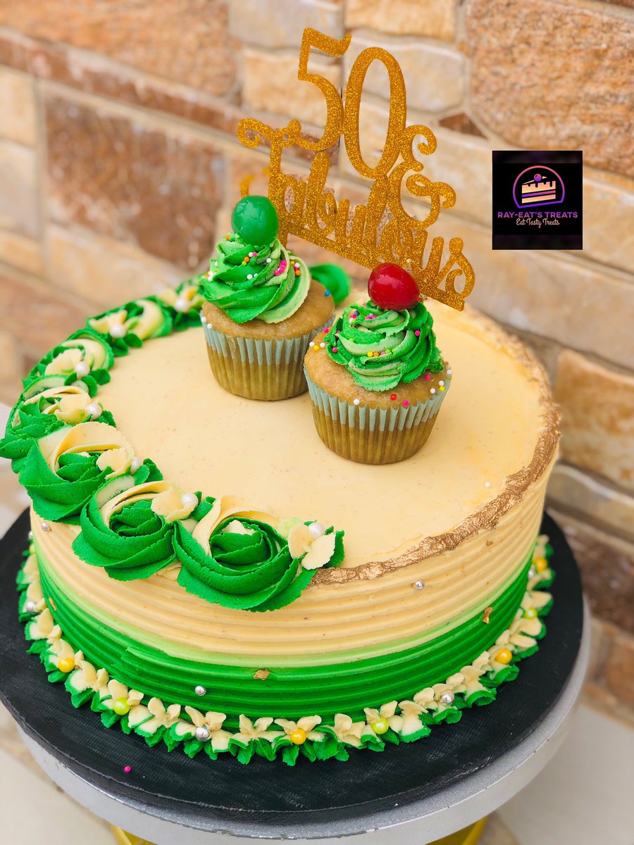 rayeats_treats's tweet photo. The angles to this “overraw best in beauty” cake💚💛💚💛
#rayeatstreats
#eattastytreats
#vanillacake
#vanillacake
#buttercreamcakes
#joscakes
#cakesinjos
#yummycakes
#cakeisbae
#yellowcake
#greencakes
#cupcakes
#fifthiethbirthdaycake https://t.co/31Yq485jUm
