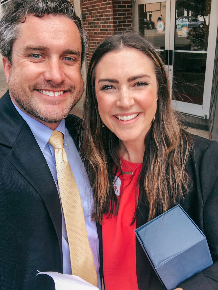 KelseyN33's tweet photo. Thank you, @UnitedWayWestAL, for recognizing, investing, and developing young leaders in our community! It is an incredible honor to be a #WAYLA recipient. ❤️ https://t.co/ivgikxjz35