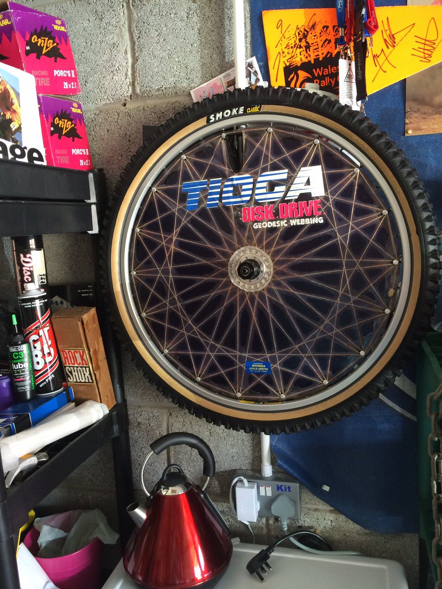 regan_ev's tweet photo. Great to see that @tiogadisk is now using Twitter! I have a LOT of love for the tension disc wheel. Some of my own collection - past and present- pictures here! #TiogaDiskDrive #TensionDisc #SuginoTensionDisc https://t.co/Xjqt7bqFJO