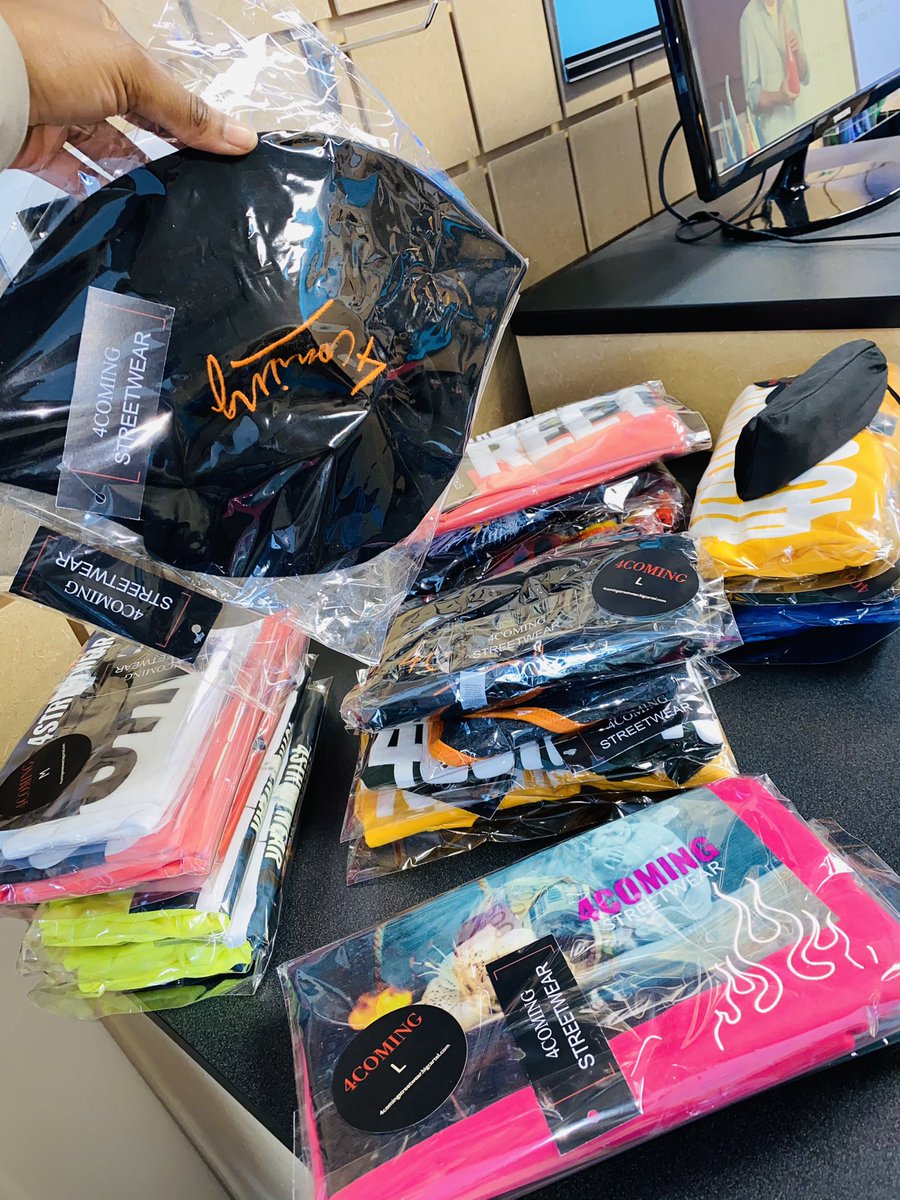 400STREETWEAR's tweet photo. Iโm in a DIFFERENT MODE, YOU KNOW GET IT IN AND GET IN GONE ! Big ups to my Boi @DjWire1 for letting the brand and I ship off that โSTREET PACKโ and Limited Jaguar Cartier ๐ช๐พ real 1 #Street #buffalo #NewYork #djwire #4COMING orders out now for everyone as well tracking in ๐ง !!!! https://t.co/BrKNeLPh1h