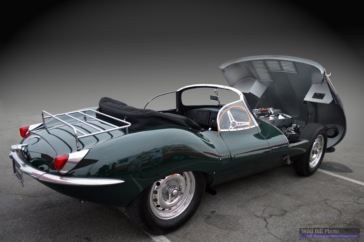 Jaguar XKSS formerly owned by #SteveMcQueen #PetersenAutomotiveMuseum
bill-dutting.pixels.com/featured/jagua…
@tassiekeith @Tech_Guy_Brian @vividcloudofwat
@kmandei3 @KCalvert75 @Cobra3dD