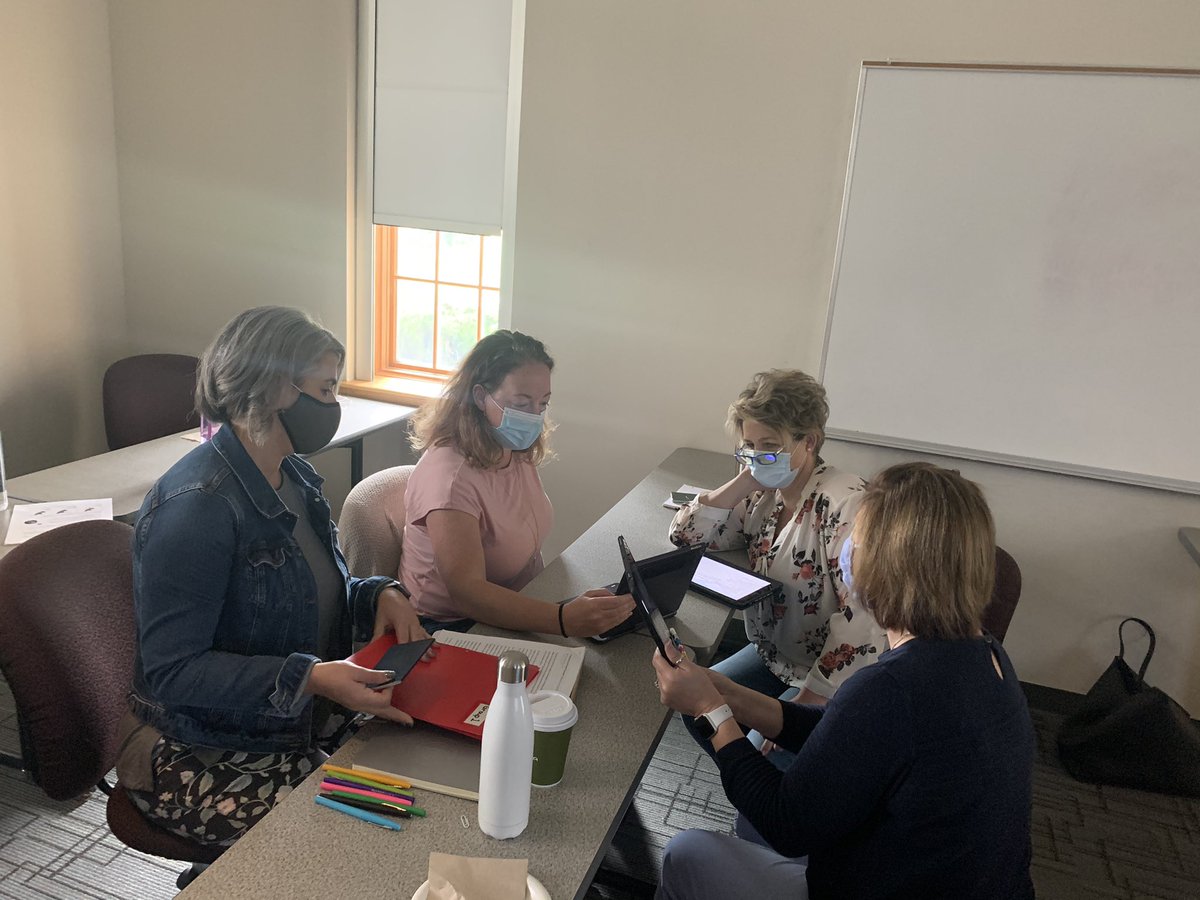 Barri Bumgarner—she/her/hers tweet media