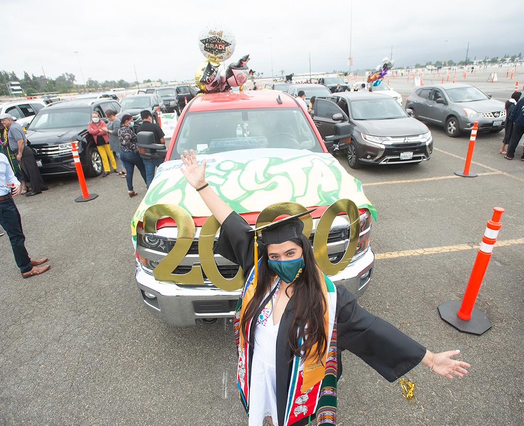 cpp_science's tweet photo. Pictures from today's drive-in commencement celebrating the Class of 2020. Yay Broncos!
#cpp_science2020 #cppgrad2020 https://t.co/38DdAtv96Z