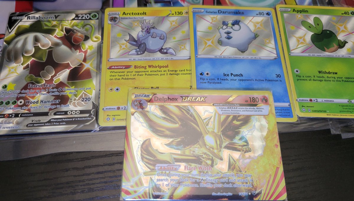 bradcraz's tweet photo. Great stream today, so fun and humbling best community ever!!! @RippersCity @IkePulls @IamSoloJoeLIVE @GamerxNicole @GreenWitEVIL @JoshProwl @PokemonMax #pokemoncommunity
 @KevlarOnTwitch
 @PikachuWeeb #pokemoncardpulls #PokemonTCG #GoodVibes https://t.co/IsEIoT9r3E